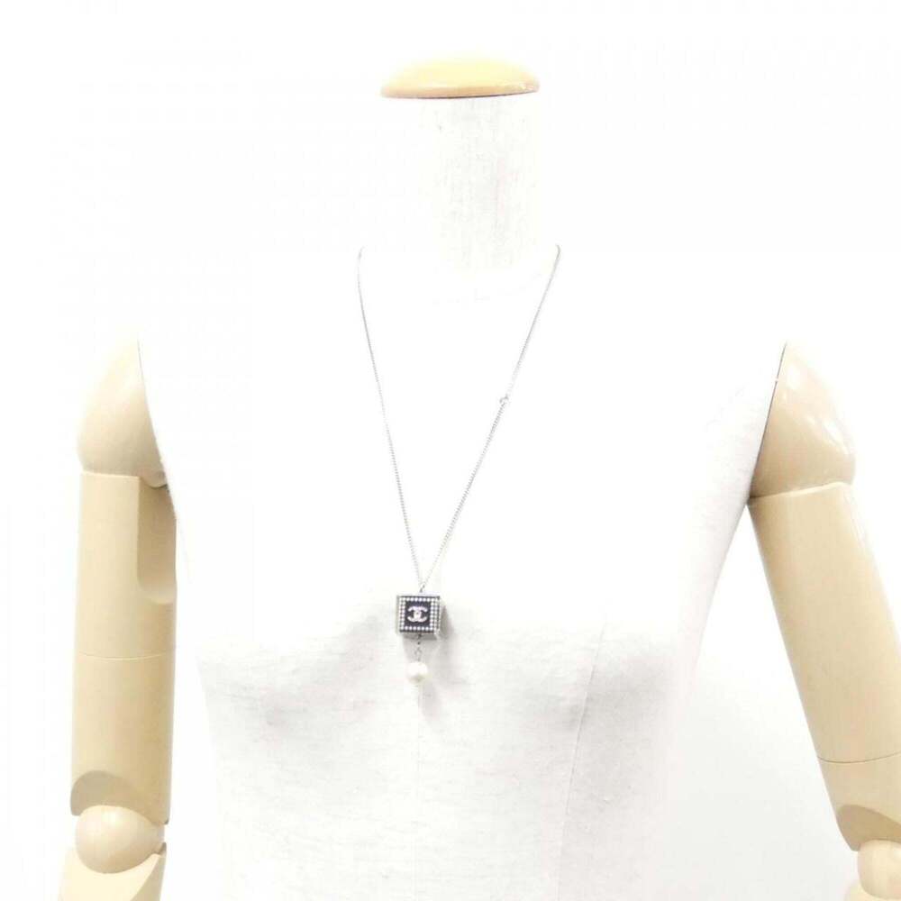 CHANEL Black Necklace - Picture 10 of 10